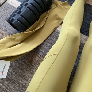 Lululemon Fast and Free 28